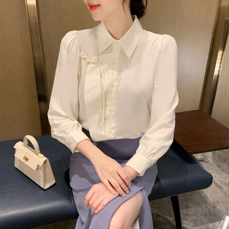 여성 긴팔 셔츠 가을 통근용 살구색 캐주얼 오버핏 코튼 소재 구김없는 편안한 착용감 데일리 스타일링 모던한 디자인 - 상품 이미지