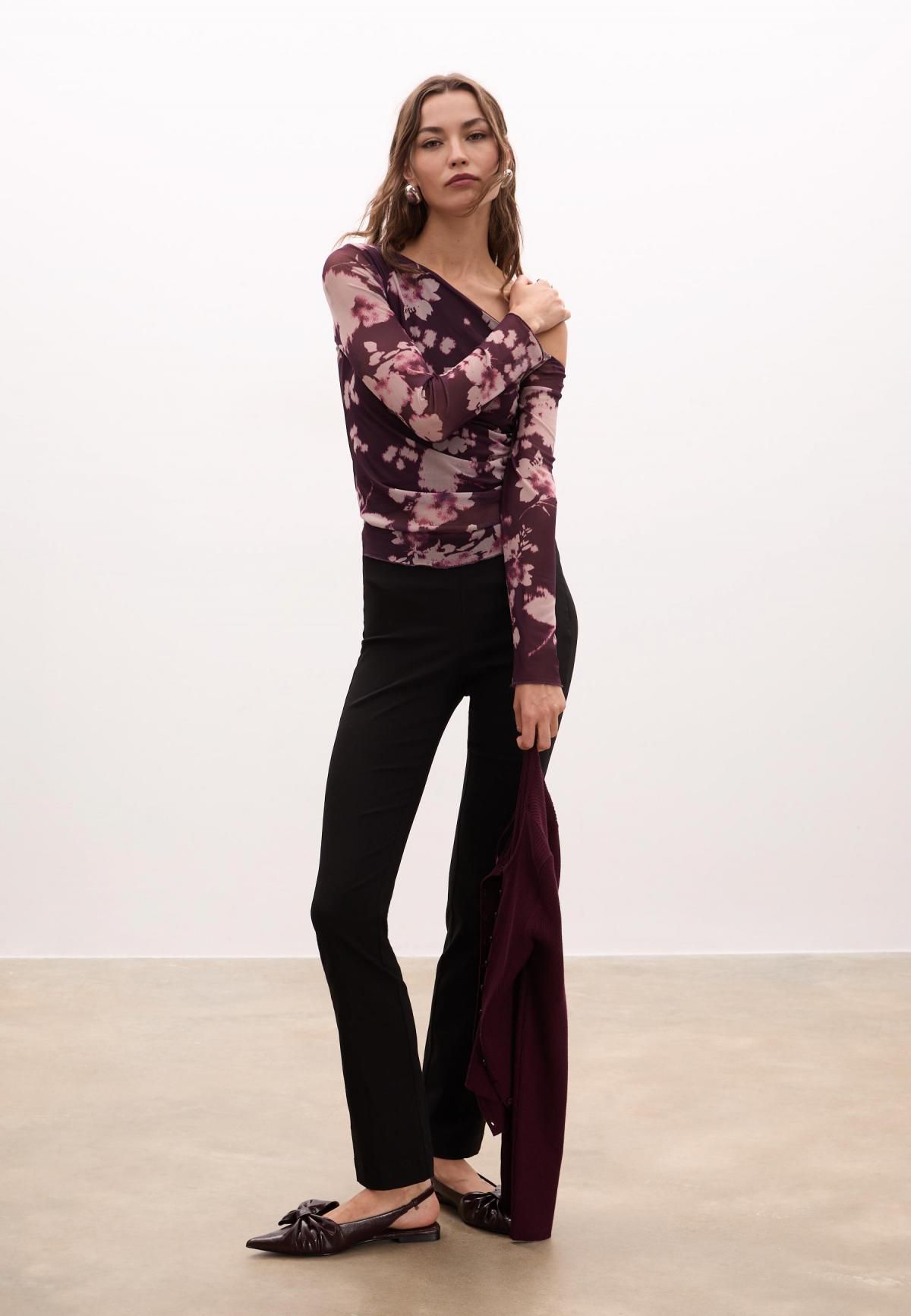 스트라디바리우스 플라워 프린트 비대칭 시스루 튤 긴팔 티셔츠 6683/655 PURPLE - 상세 이미지 5