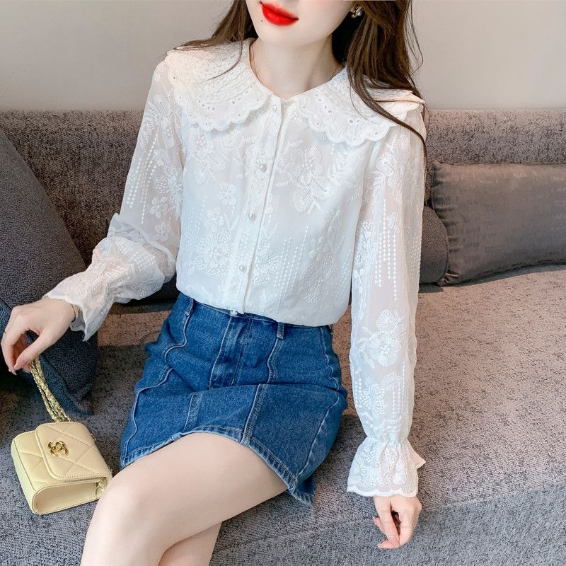 화이트 쉬폰 레이스 블라우스 여성 가을 긴팔 스타일리시한 루즈핏 데일리 셔츠 시스루 디자인 여성스러운 분위기 - 상품 이미지