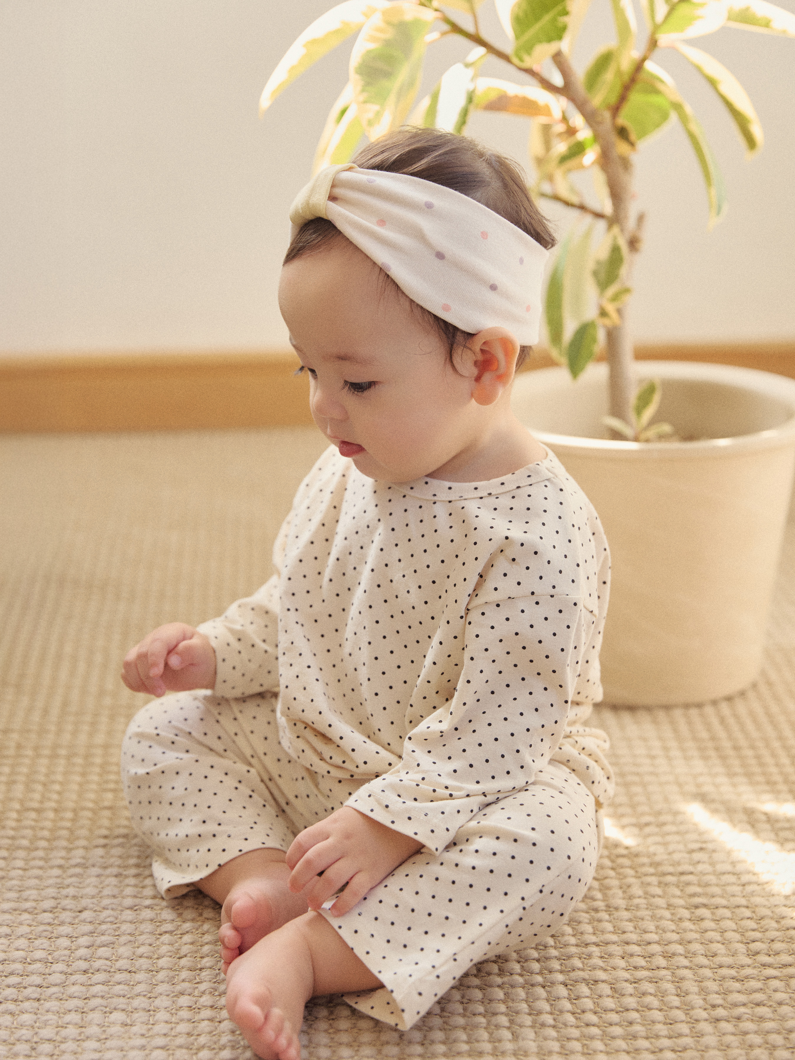 로라밤 라운드도트 베이비실내복 아기 내복 50일 100일 돌 촬영 봄 가을 겨울