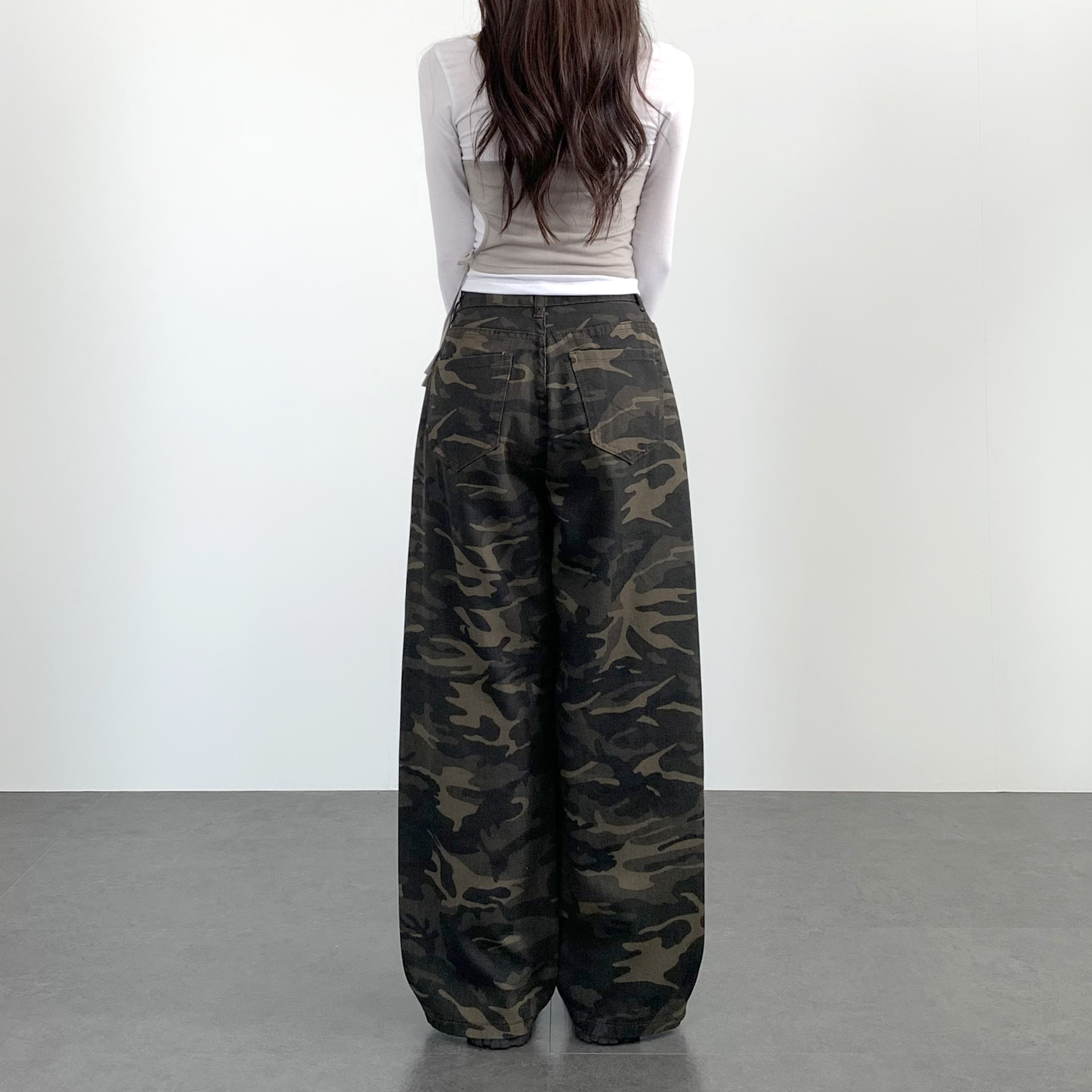 카모 바지 파라슈트 밀리터리 핀턱 와이드 팬츠 - 상세 이미지 2