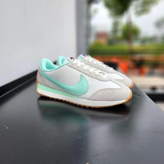 나이키 퍼시픽 여성 스니커즈 운동화 캐주얼 데일리 경량 HM4771-108 - 상품 이미지
