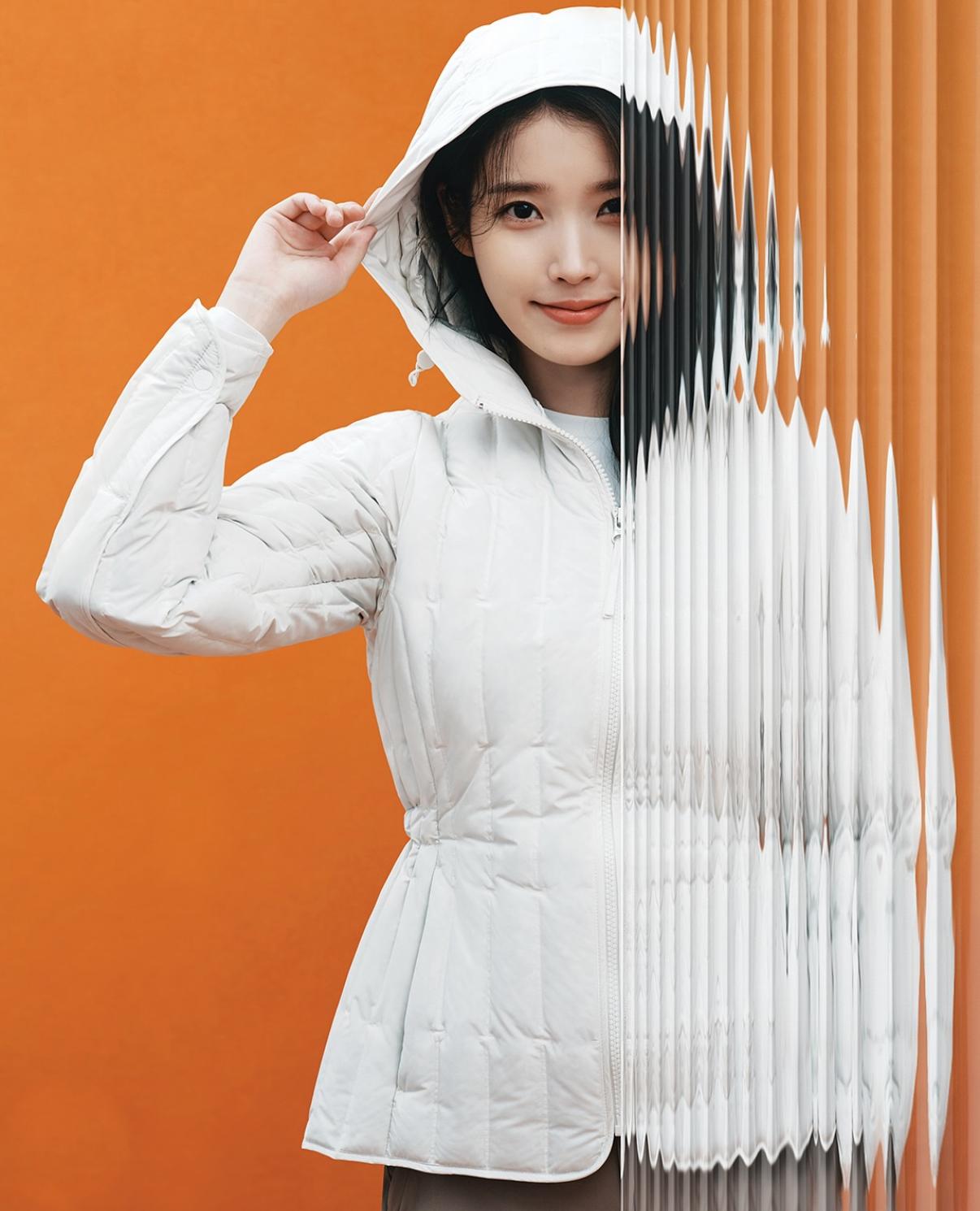 블랙야크 경량패딩 여성 아이유패딩 루클라후드 튜브 다운 - 상세 이미지 2