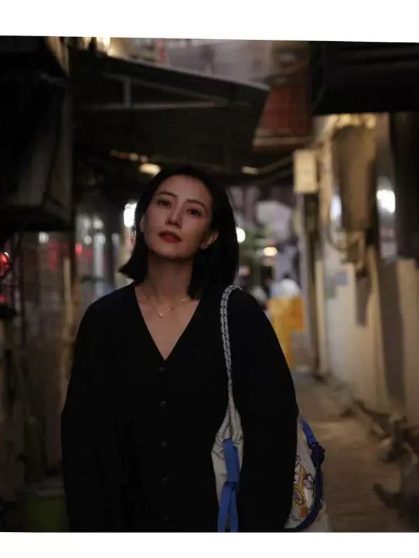 자수 백 캐주얼 숄더 토트백 데일리 패션 쇼핑백 블루도넛 중간 블루크로스바디스트포함 - 상세 이미지 5