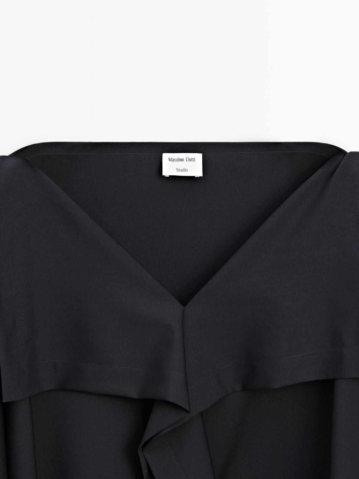 마시모두띠 모던 루즈핏 브이넥 블라우스 9303/950 NAVY BLUE - 상세 이미지 3