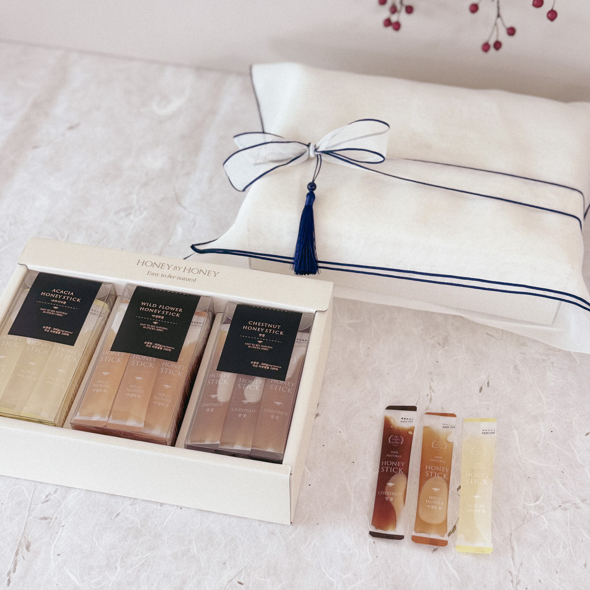 허니바이허니 자연 벌꿀 스틱 90포입 국산 아카시아 선물 세트