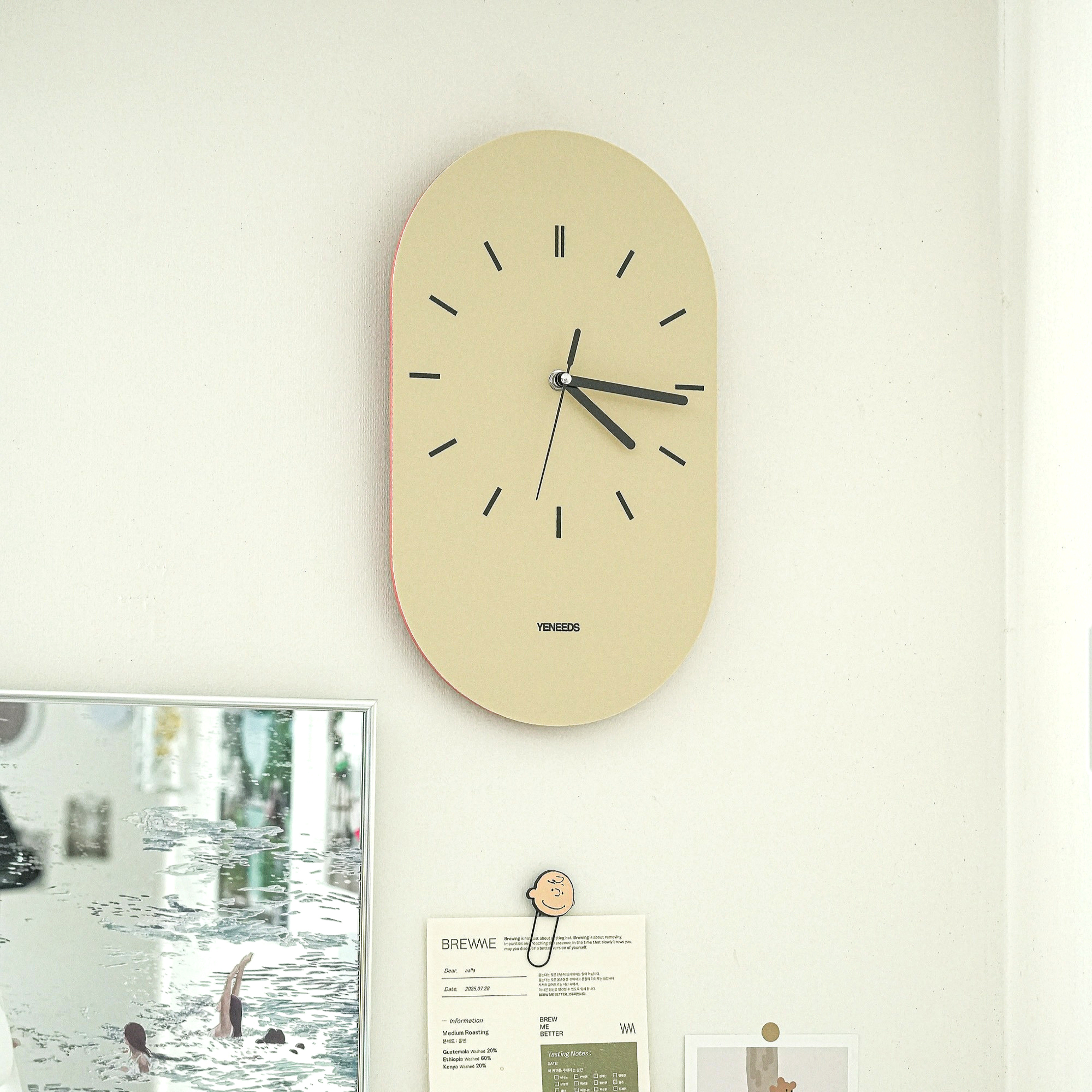 예니즈 벽걸이 시계 가죽 무소음 거실 사무실 인테리어 무타공 벽시계