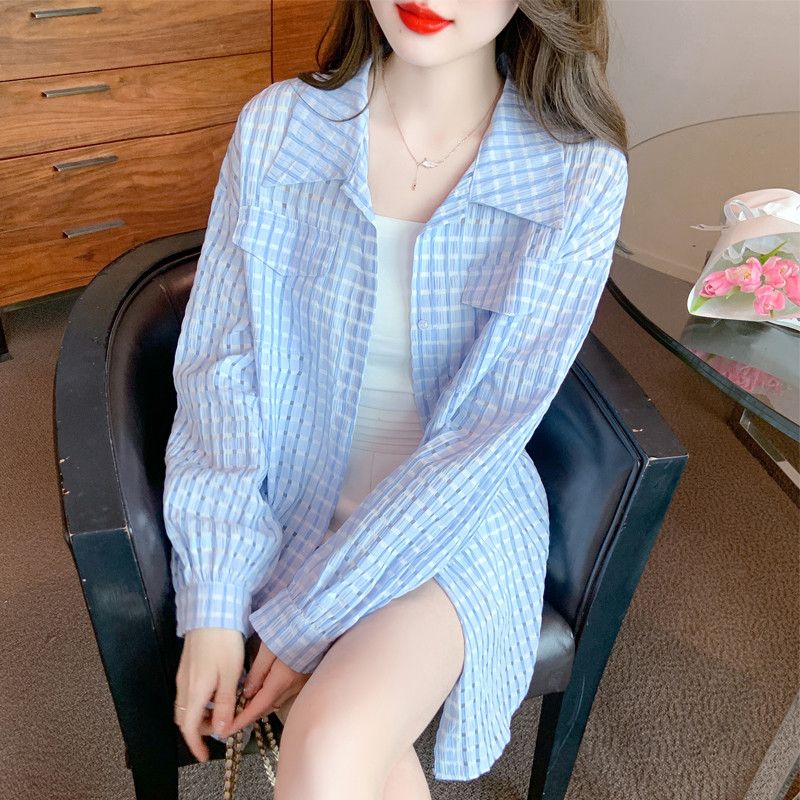 여성 가을 긴팔 체크 셔츠 루즈핏 캐주얼 스타일 UV 차단 면 남방 데일리 패션 외출용 편안한 착용감 트렌디한 디자인 - 상품 이미지