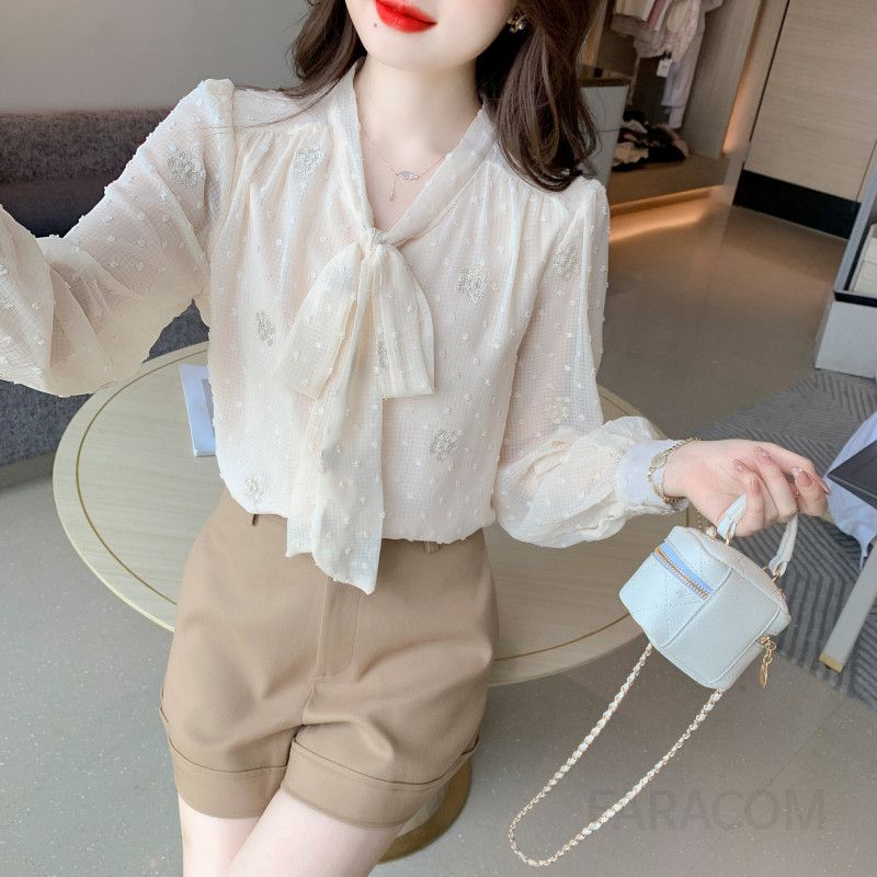 여성 긴팔 블라우스 가을 세련된 나비넥타이 스타일 유니크한 디자인 독특한 매력 데일리 착용감 편안한 외출용 코디 쉬운 패션 아이템 - 상세 이미지 3