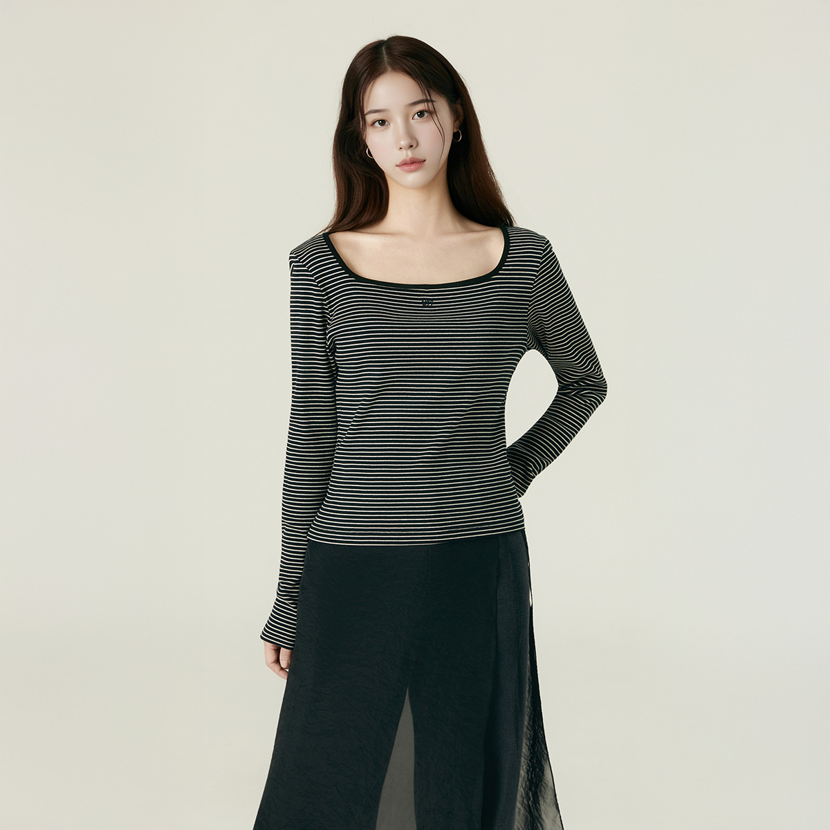 로엠 스퀘어넥 골지 티셔츠 RMLWF49R02 - 상세 이미지 2