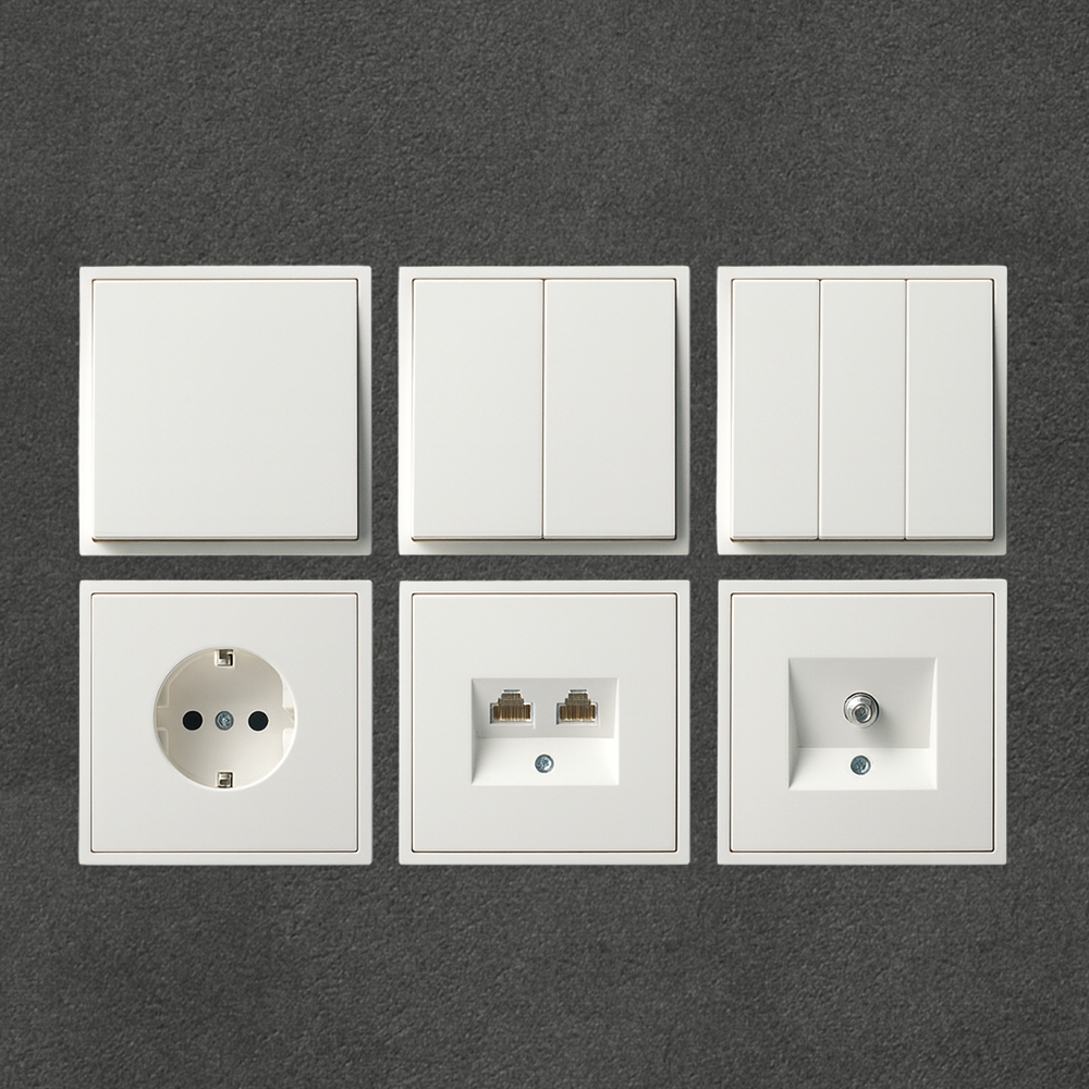 클릭 콘센트 화이트 스위치 CLICK 일렉트릭 인테리어 유럽형 정사각 전기콘센트