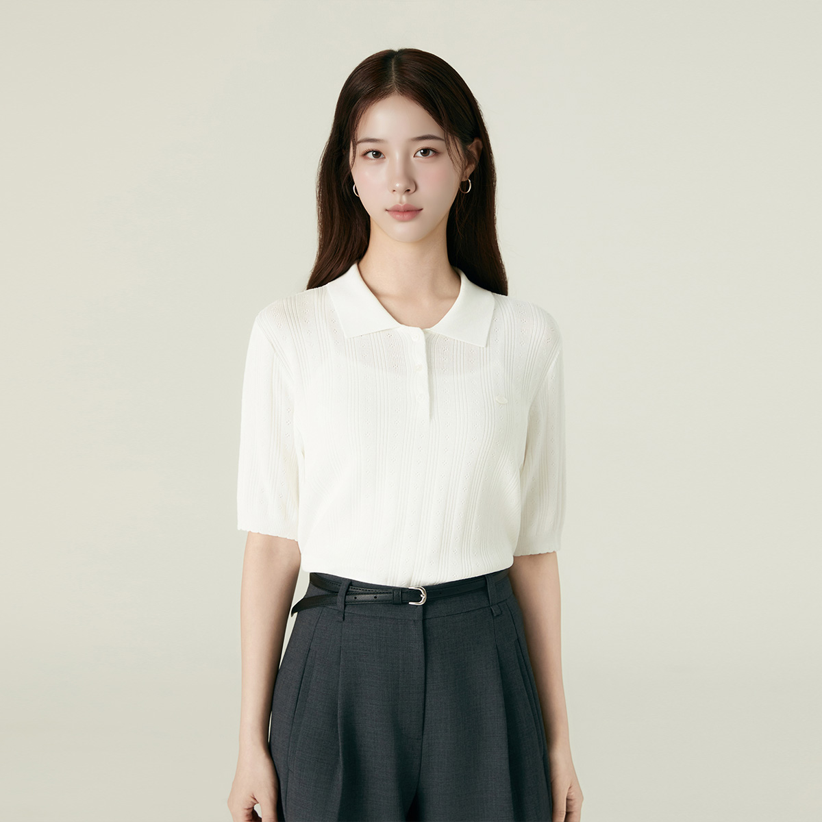 로엠 스카시 카라 반팔 스웨터 RMKAF38R12 - 상품 이미지