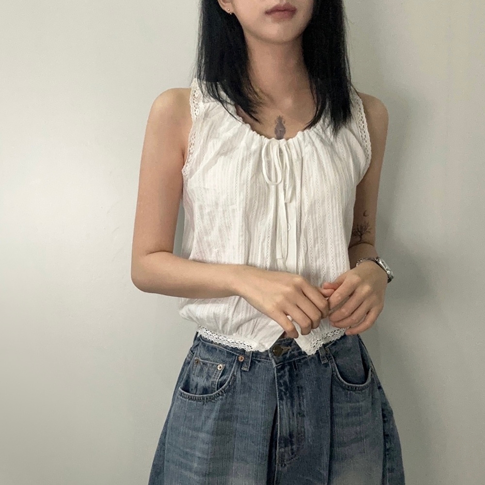여성 리본 스트링 펀칭 블라우스 티 레이스 민소매 나시 프릴 여름 체크 화이트 2종 - 상품 이미지