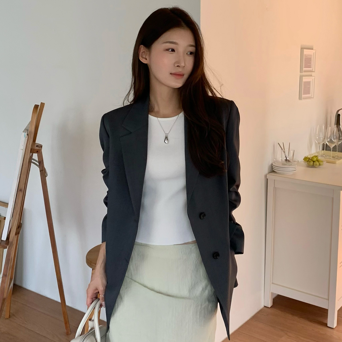 로엠 뒷트임 오버핏 테일러드 자켓 RMJKF49RT3 - 상품 이미지