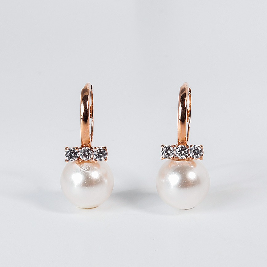 브리티 진주 8미리 원터치 귀걸이 데일리 하객룩 여자 친구 생일 선물 14K 혼주