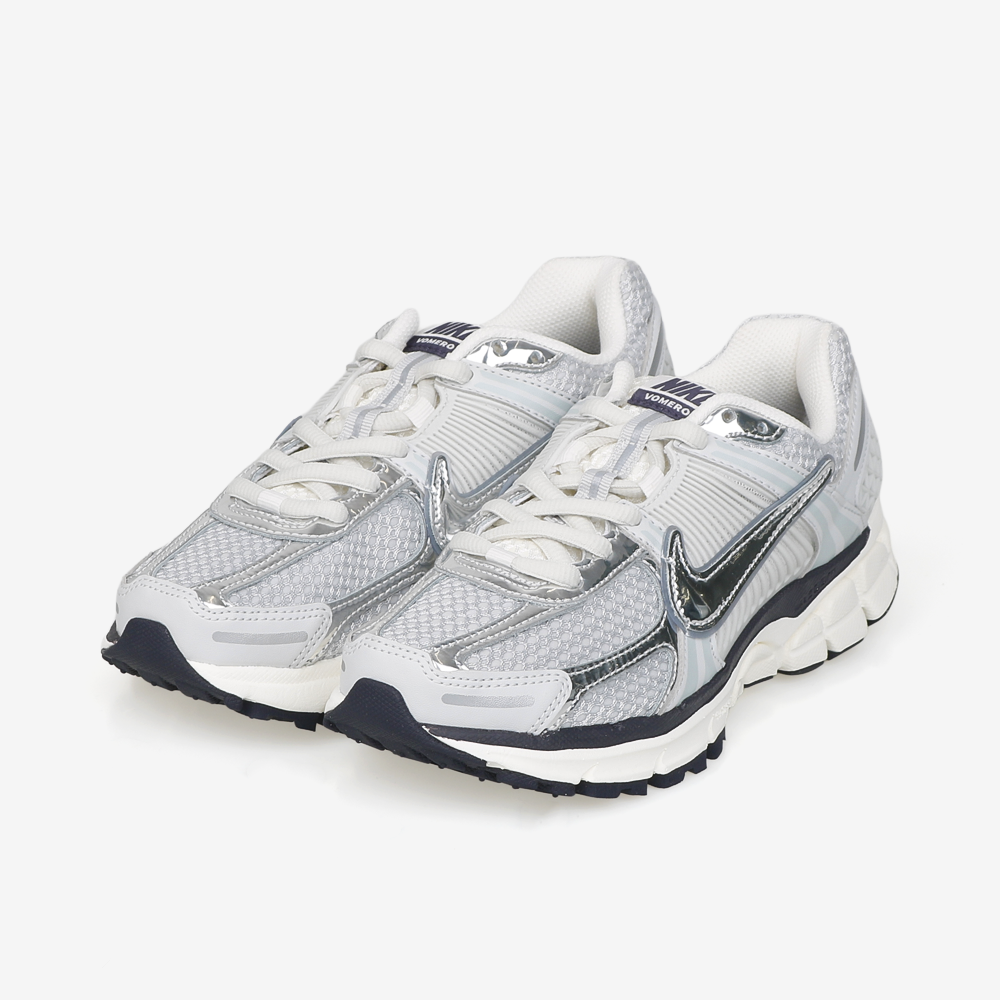 나이키 우먼 줌 보메로 5 운동화 FD0884-025