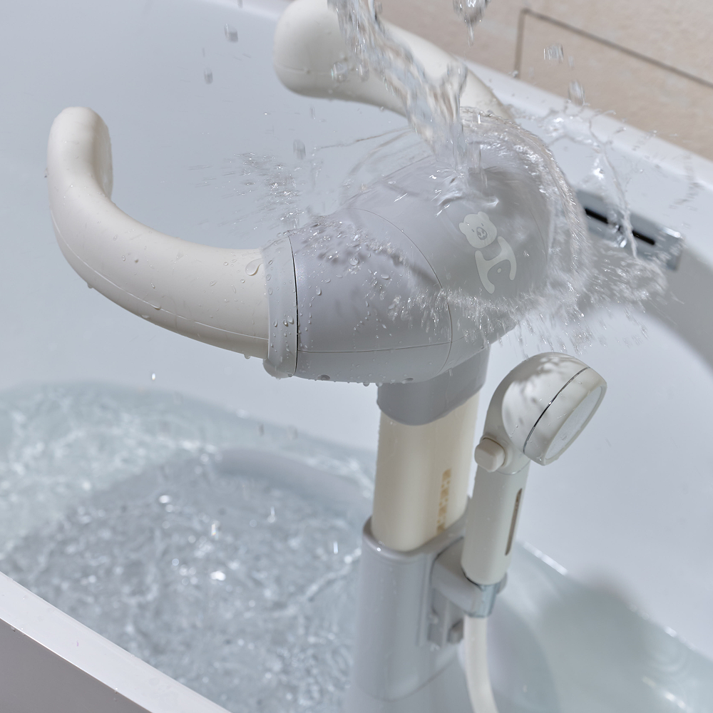 허그아이 접이식 살끼임방지 아기 샤워핸들