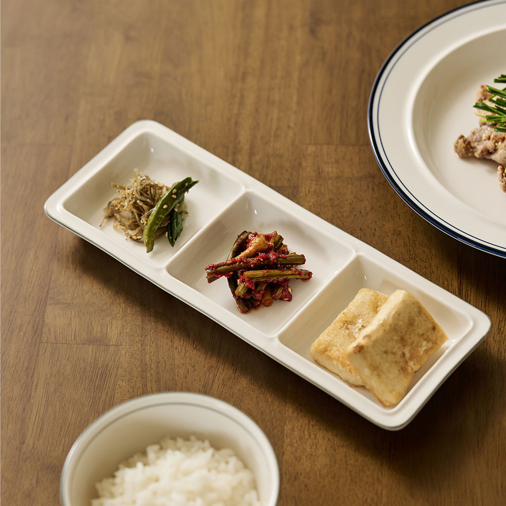 윤도자기 코지 국산 3절 나눔접시 반찬그릇 제품 이미지