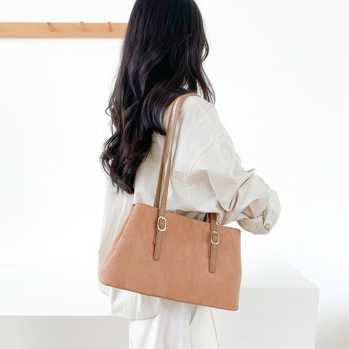 (BB) ME 심플 스퀘어 숄더백 스웨이드 캐주얼 데일리 멋스러운 깔끔한 오피스 가방 - 상세 이미지 5