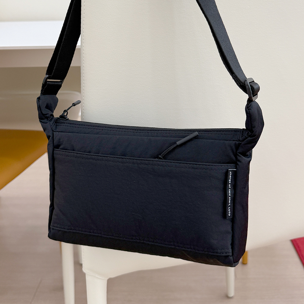 여행용 크로스백 미니 사각 슬링백 핸드폰 가벼운 유럽 일본 해외 여행 가방-타루라다