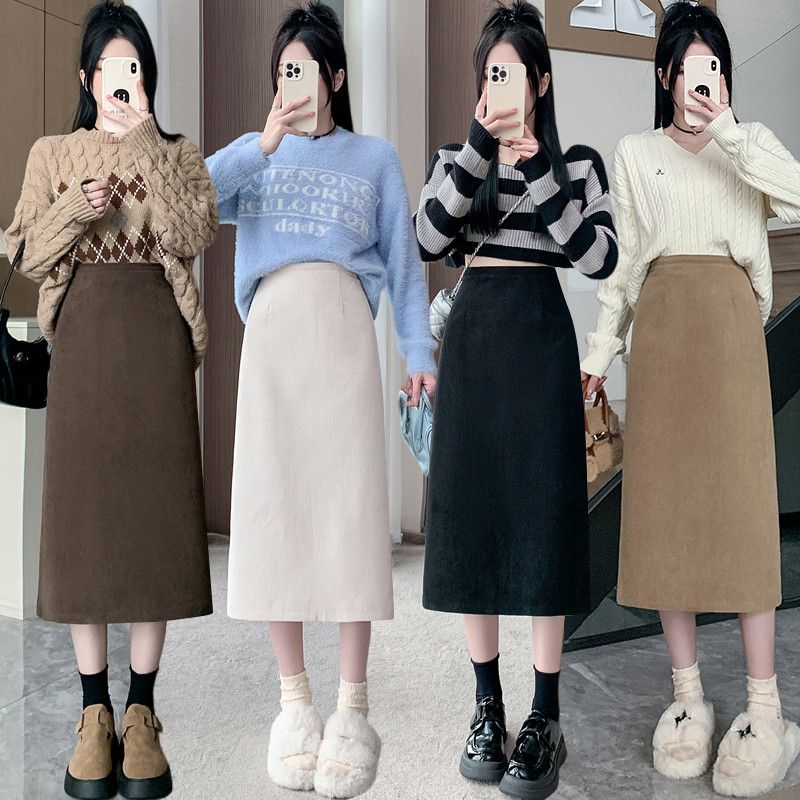 A라인 미디스커트 여성 가을 겨울용 얇은 코듀로이 소재 따뜻한 착용감 데일리 스타일 엉덩이 라인 강조하는 중간 길이 캐주얼한 외출용 - 상품 이미지
