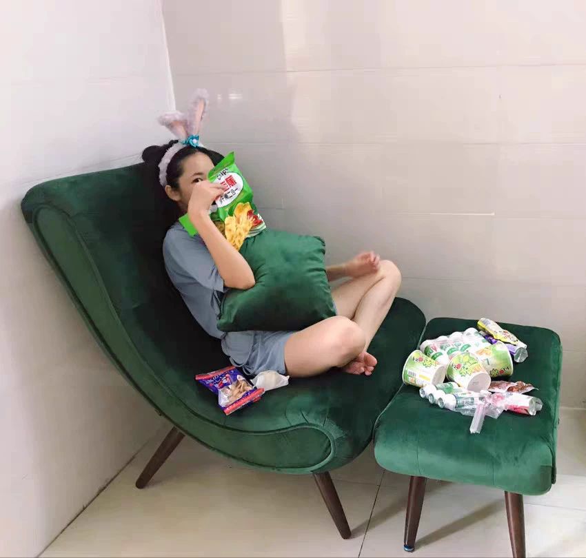 윙체어 테크니컬 벨벳 수유 아쿠아 패브릭 그레이 쇼파 1인 옐로우중간 - 상세 이미지 3
