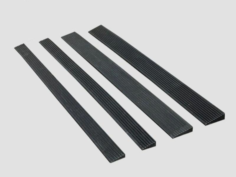 세이프티업 차량진입발판 고무 경사로 경사판 문지방 솔리드 100x8x2 - 상품 이미지