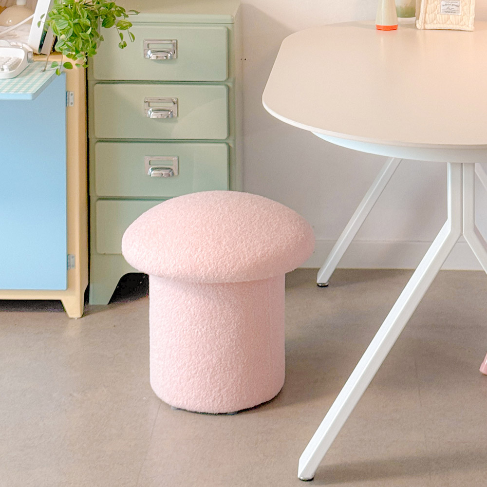 모아르 세느 양털 아이보리 부클레 원형 보조 스툴의자