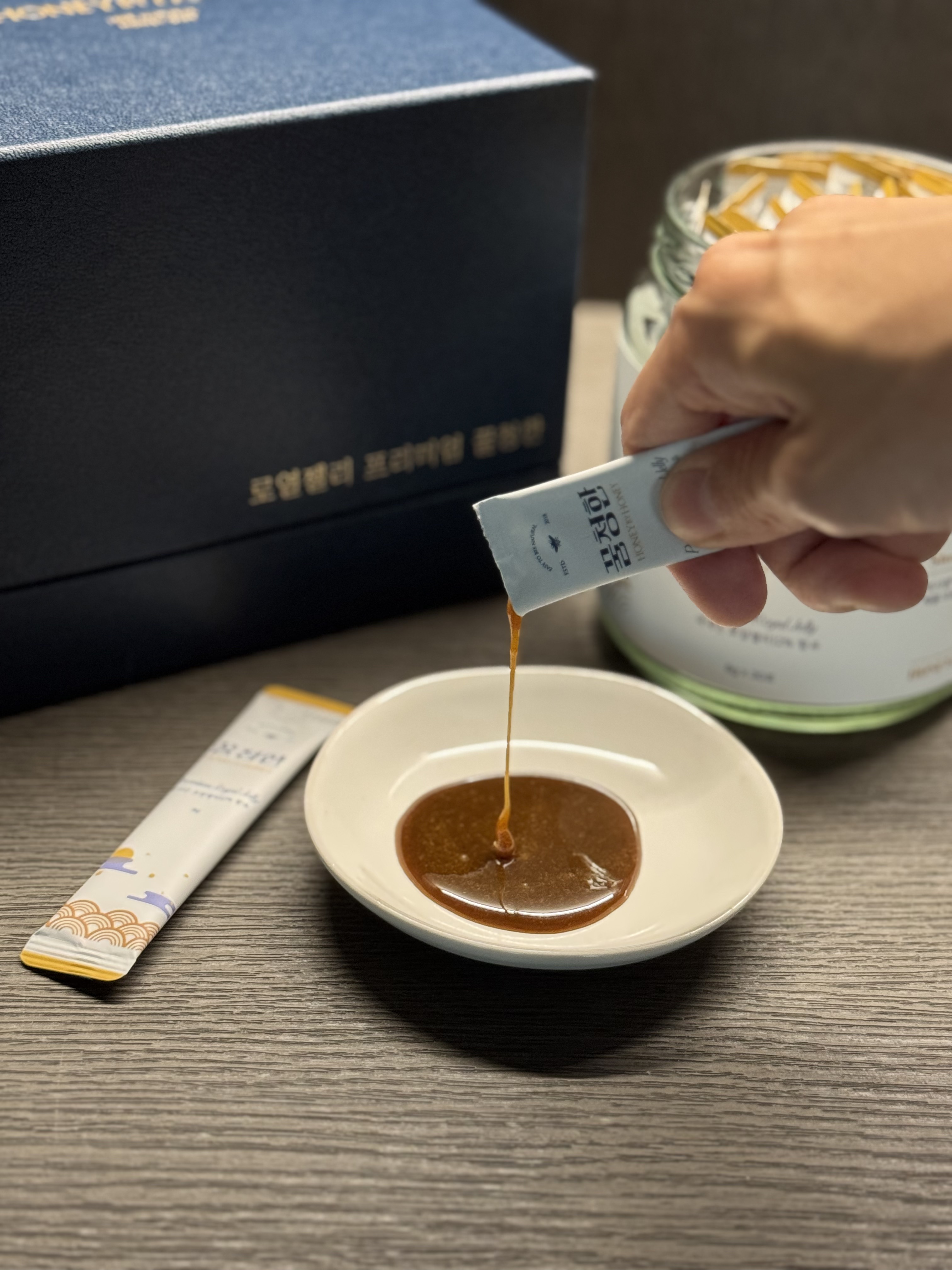 허니바이허니 국산 로얄젤리 스틱 프리미엄 꿀청한 상견례 선물 꿀 어버이날 부모님 선물 세트 제품 이미지