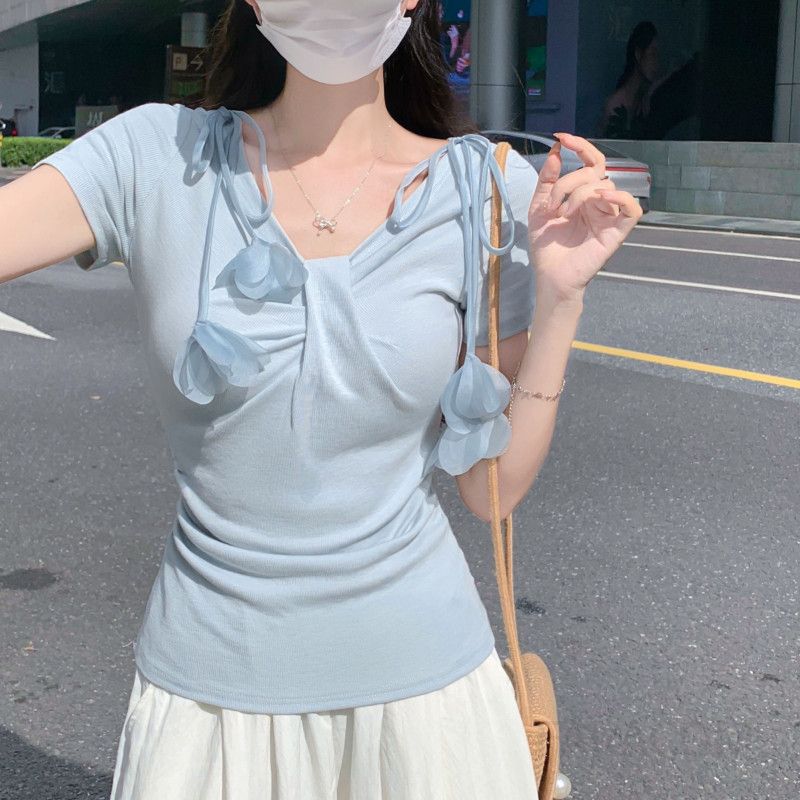 여성 여름 V넥 반팔 티셔츠 플리츠 허리 디자인 입체 꽃 패턴 스타일리시한 캐주얼 착용감 좋은 시원한 외출용 - 상세 이미지 3