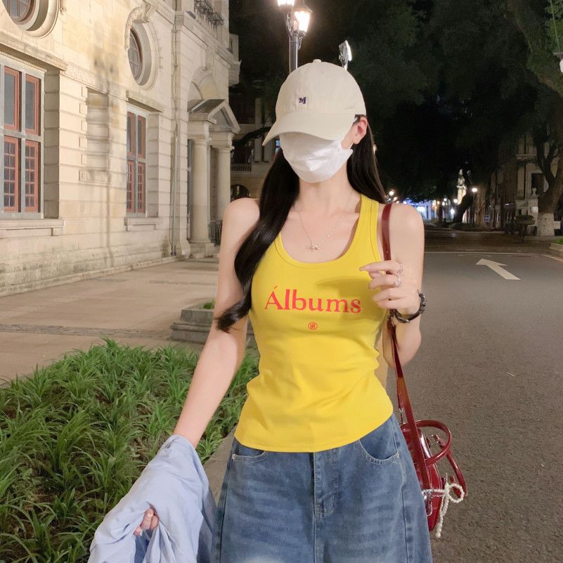 여성 여름 슬림핏 블랙 레터 프린트 U넥 캐미솔 나시티 시원한 착용감 데일리룩 이너나시 활용도 높은 레이어드 스타일링 - 상세 이미지 5