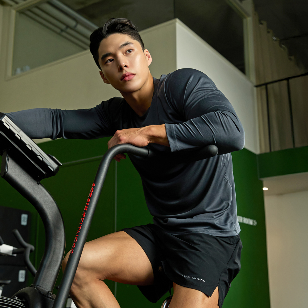 [슈퍼특가]1+1 블랙몬스터핏 인터록 쿨링 등산 긴팔 작업복 기능성 티셔츠 아웃도어