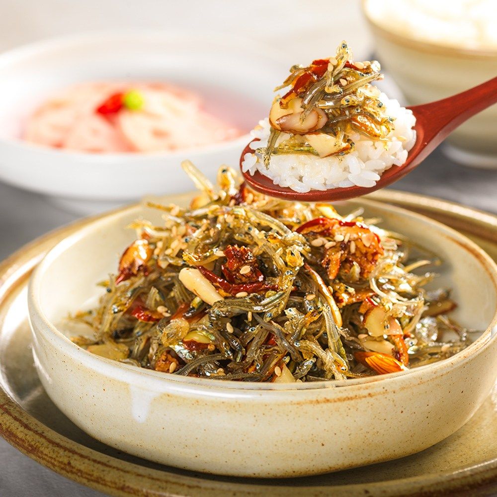 고소달콤 영양가득 건강반찬 아몬드멸치조림 80g - 메인 이미지