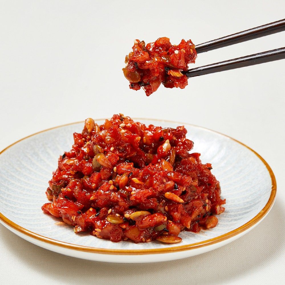 매콤달콤 밥도둑 비빔요리 필수템 비빔오징어젓 - 상품 이미지