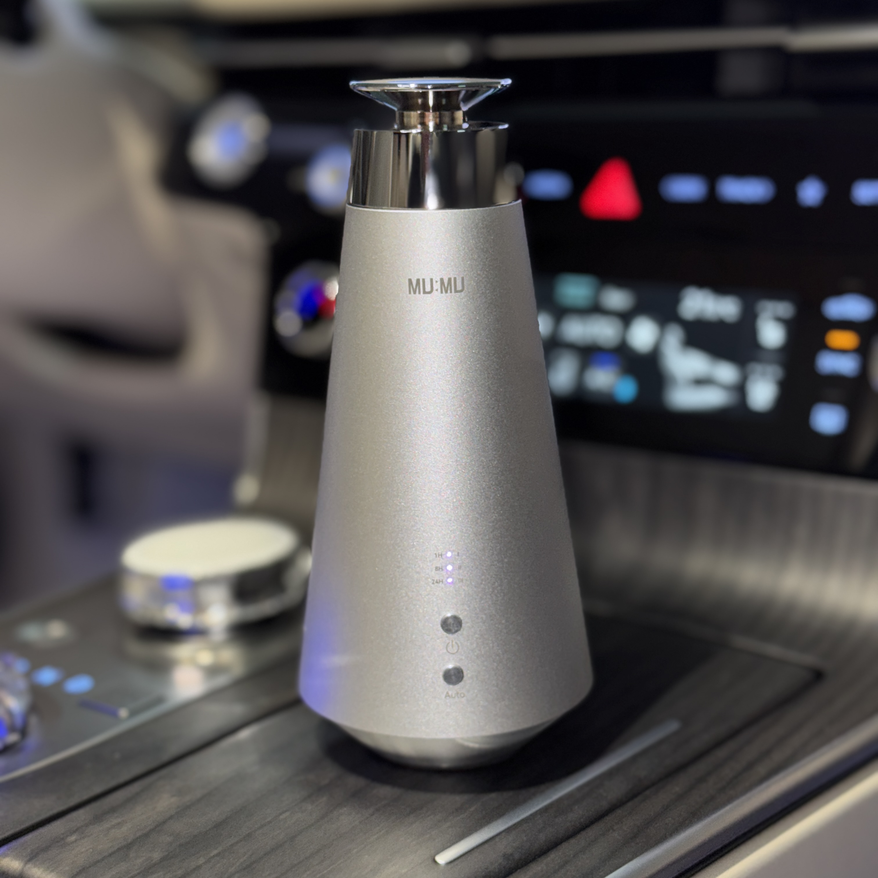 센트랩 무무 차량용 무선 전자 방향제 명품 디퓨저 새차선물 추천 인테리어