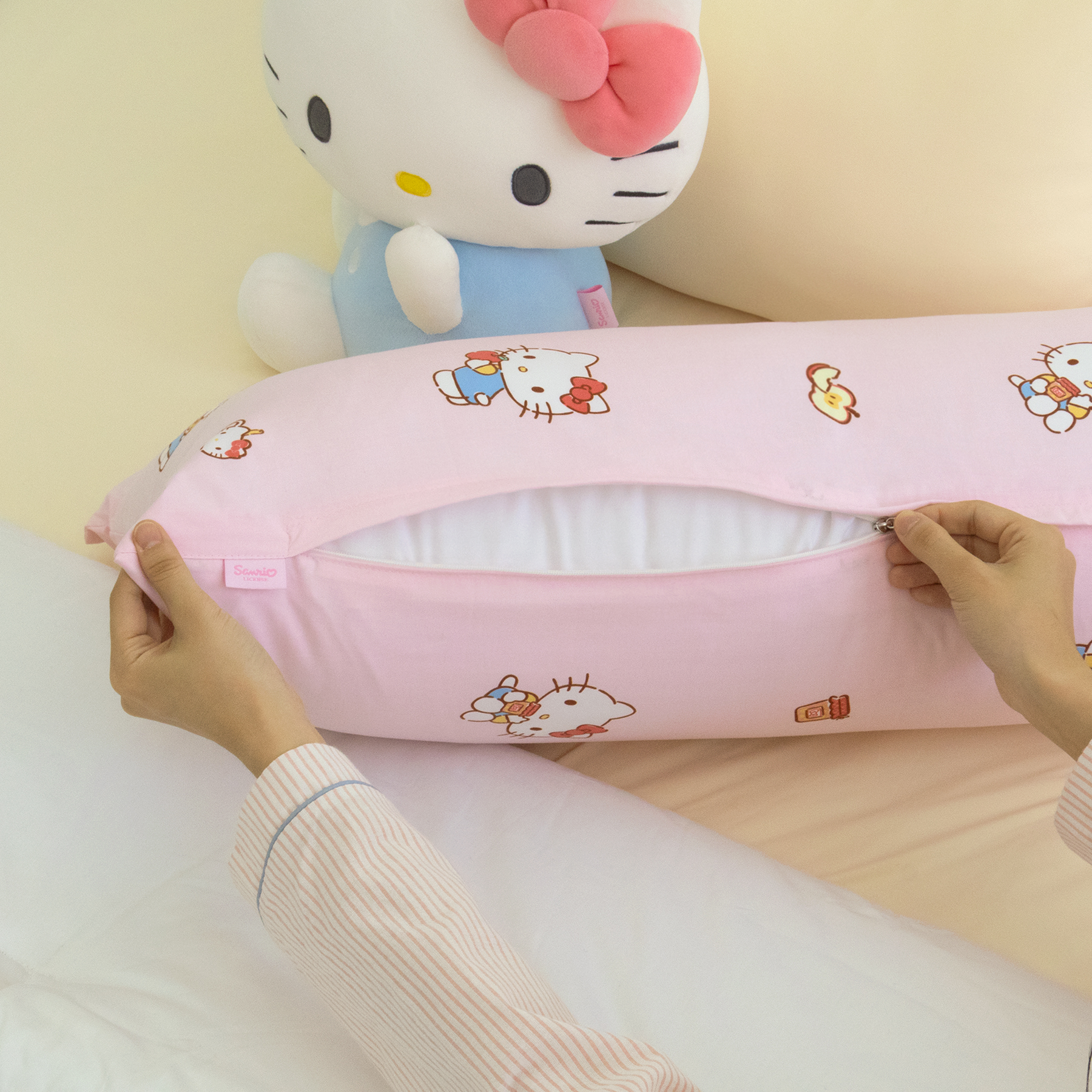 헬로키티 워싱빅사각바디필로우 애플파이 35x100cm - 상세 이미지 4