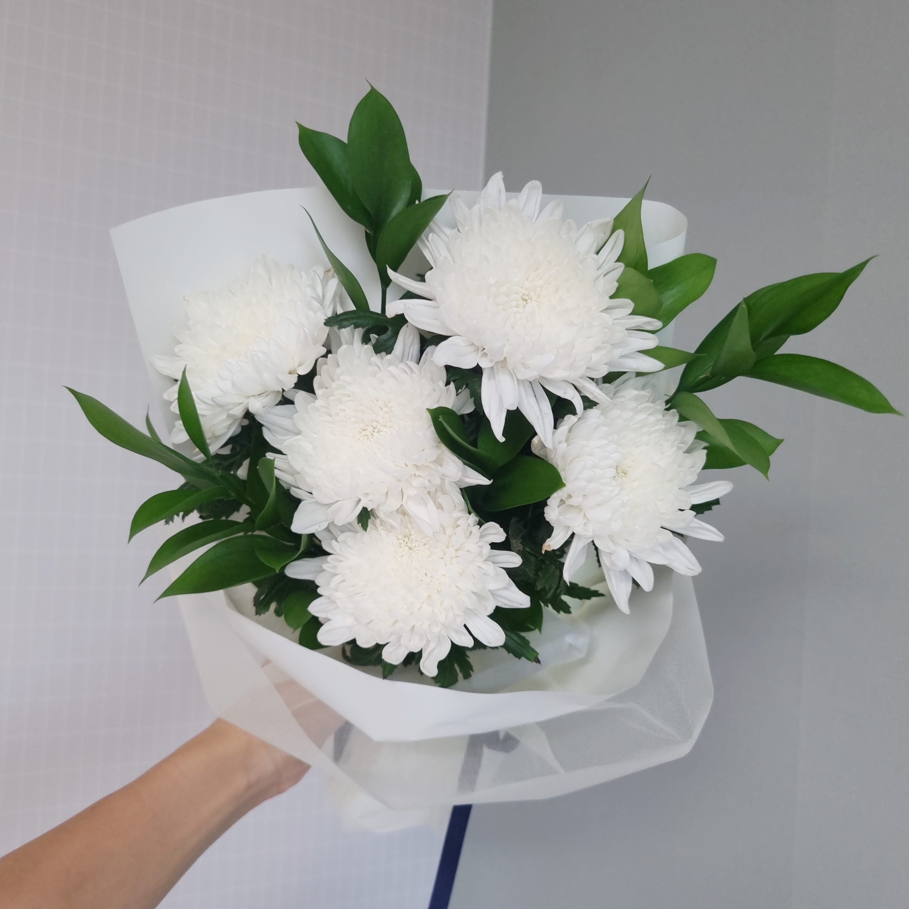 국화 꽃다발 성묘 대국 산소 추모 꽃 생화택배 납골당 꽃배달 샤샤플라워 - 상세 이미지 3