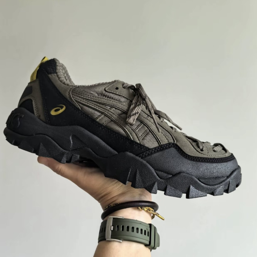 아식스(Asics) | 아식스 젤 픽엑스 카키 블랙 스니커즈 1203A867-301