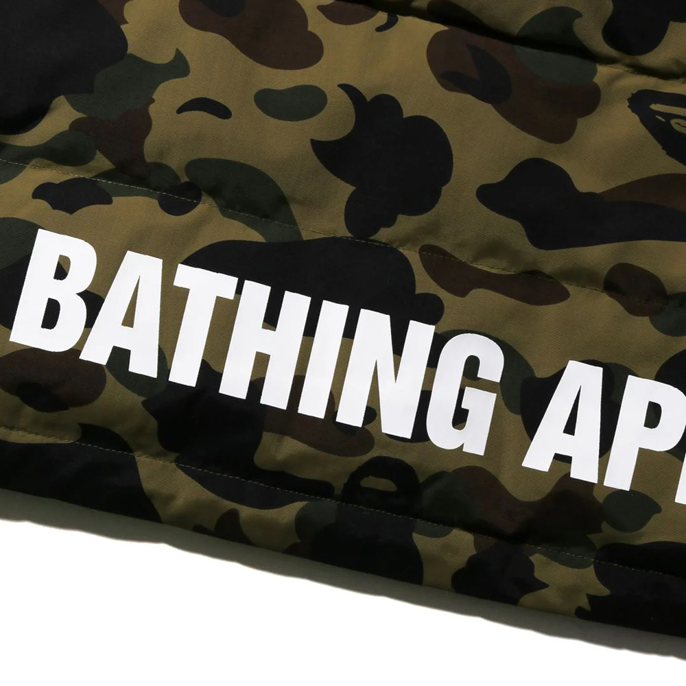 베이프 패딩 1ST CAMO DOWN JACKET 1I20-144-001 - 상세 이미지 3