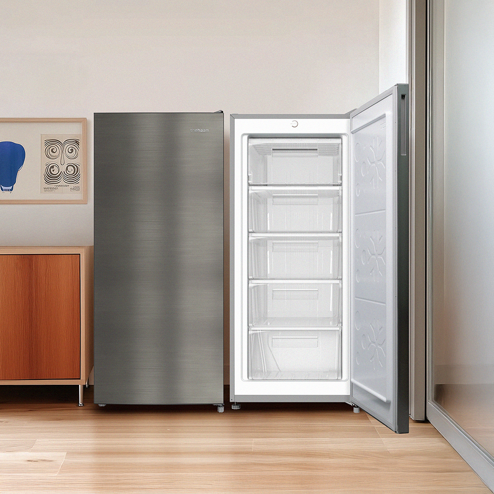 더함 미니 냉동고 스탠드 미니 급속 냉동 1도어 냉동고 가정용 소형 실버 냉동고 146L