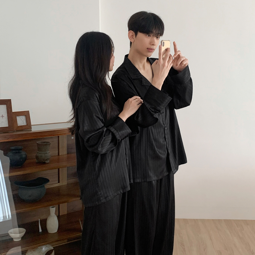 모어댄 실크 긴팔 커플파자마 남녀공용 잠옷세트 1color - 상품 이미지