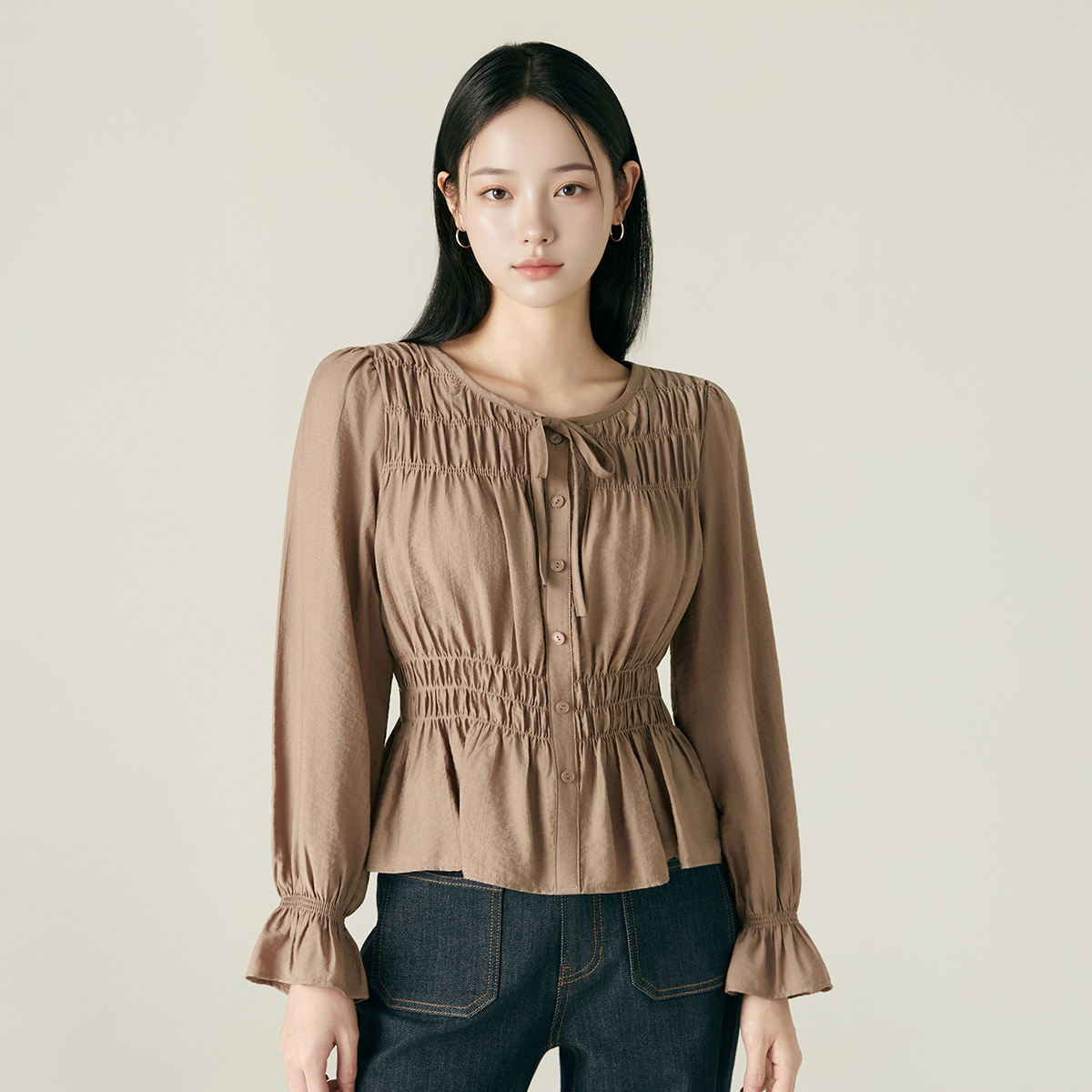 로엠 스모킹 블라우스 RMBLF49R12 - 메인 이미지