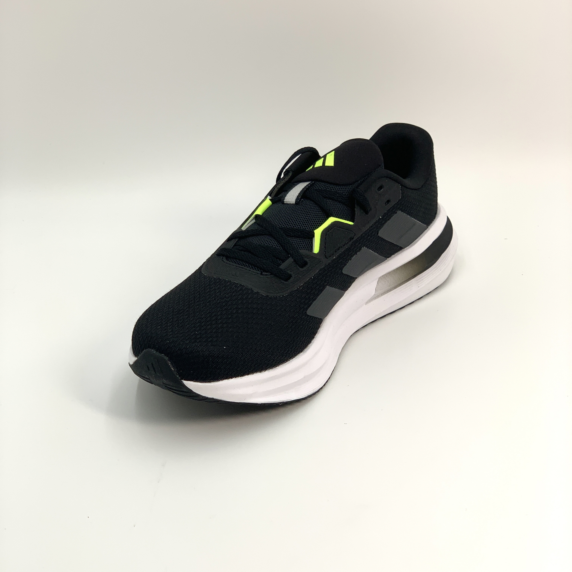 [국내매장판] 아디다스 갤럭시 커플 운동화 발 편한 가벼운 런닝화 헬스화 조깅화 블랙볼트, M280