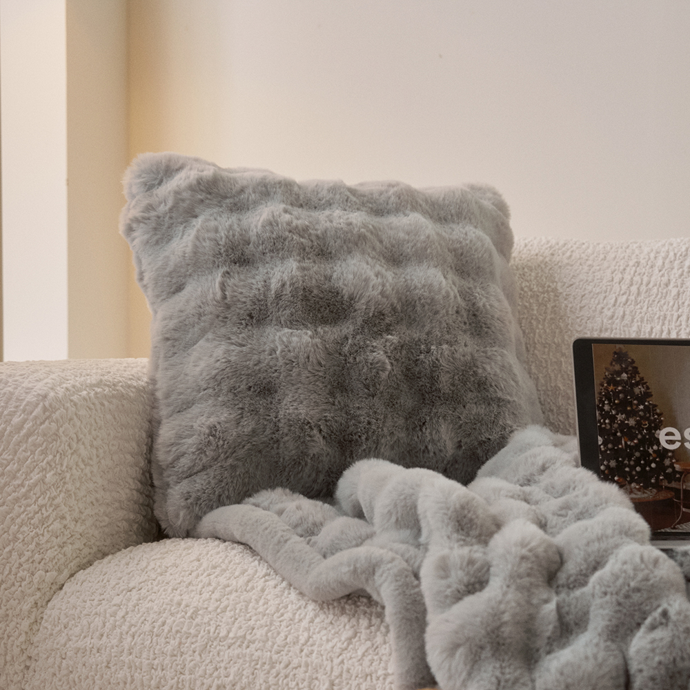 몽글몽글 밍크 라떼 쿠션커버 겨울 극세사 쿠션 지퍼형 50X50cm