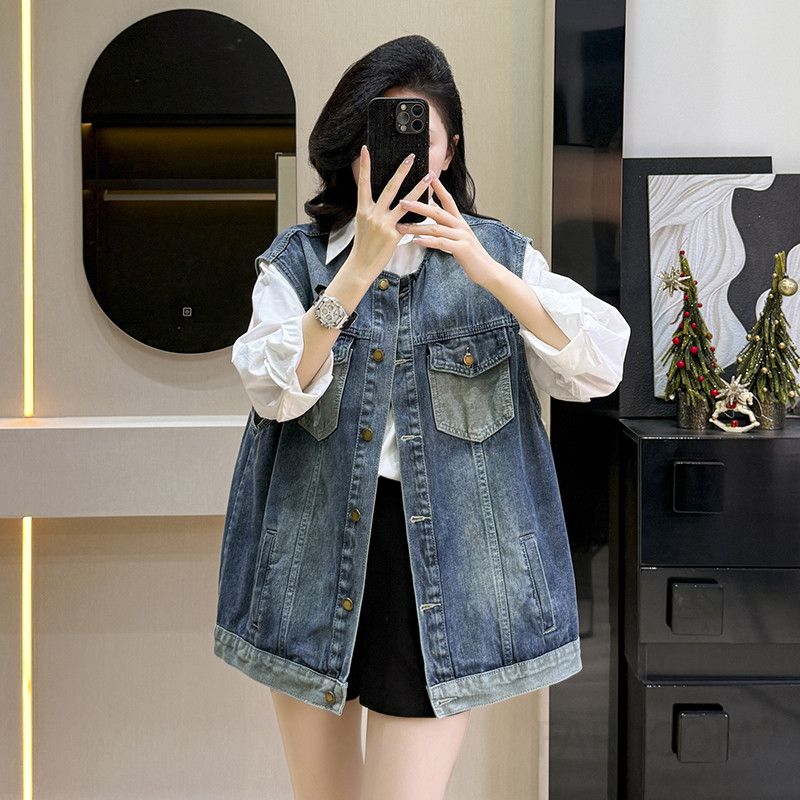 여성 여름 데님 베스트 레이어드 스타일 루즈핏 캐주얼 민소매 조끼 활용도 높은 시원한 착용감의 오버핏 - 상세 이미지 4