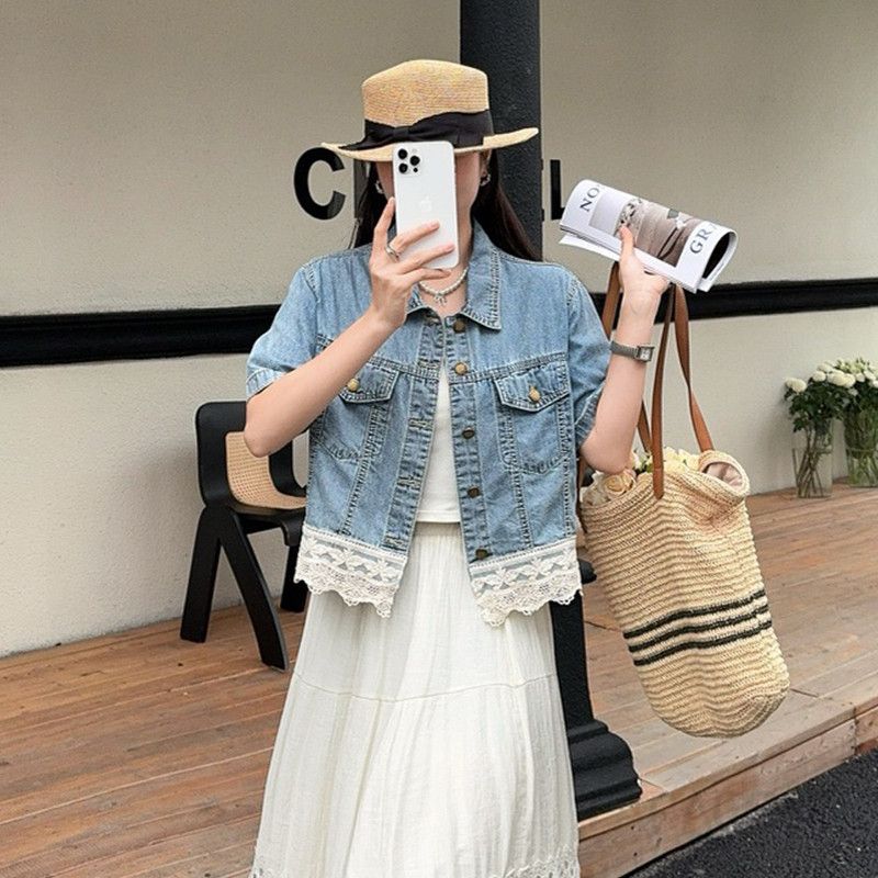 레이스 밑단 데님 재킷 반팔 청자켓 여성 여름용 캐주얼 스타일 편안한 착용감 데일리 라운드넥 시원한 느낌의 패션 아이템 - 메인 이미지