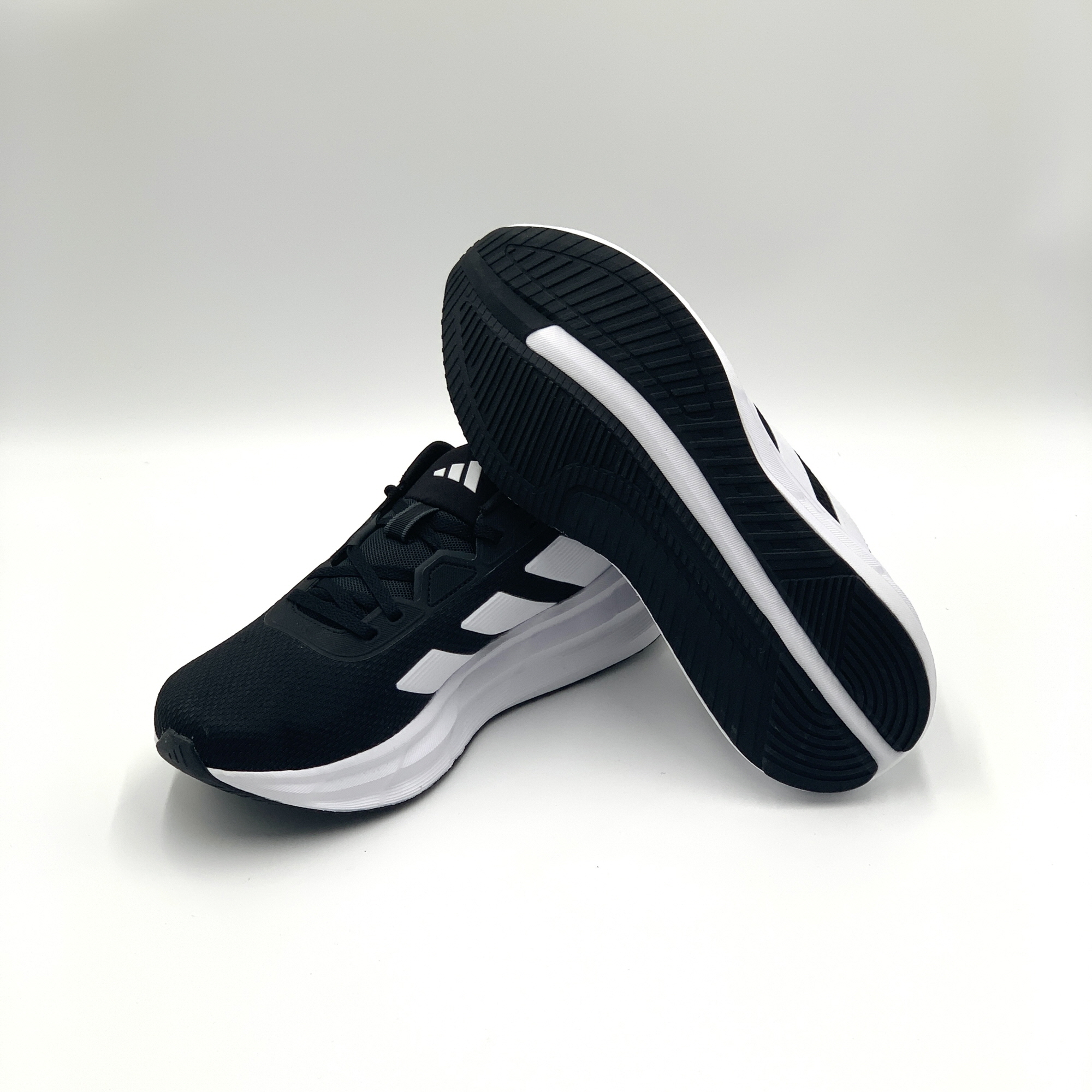 [국내매장판] 아디다스 갤럭시 커플 운동화 발 편한 가벼운 런닝화 헬스화 조깅화 블랙화이트, M285