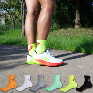 [딜페타니]플링크 러닝양말 끝판왕 논슬립 마라톤양말 런닝 솔직 후기 | 실사용자 리뷰 분석 - 상품 이미지 1