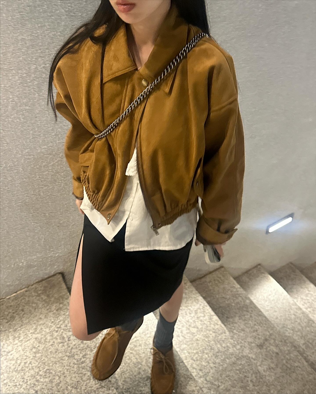 스퓨 여성 가을 크롭 루즈핏 레더 스웨이드 자켓 - 상세 이미지 2