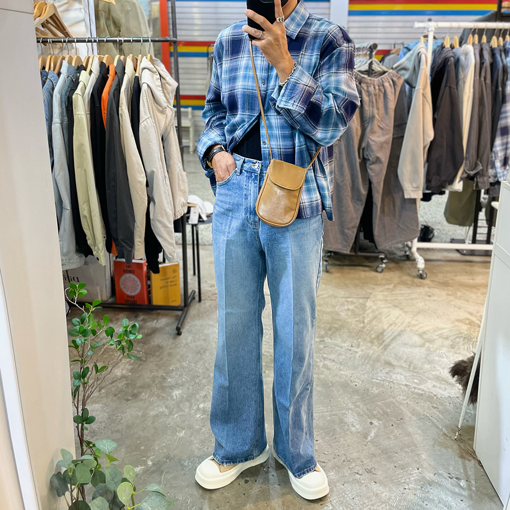[Differ] 미니멀 포인트 크로스 미니백 이미지 6